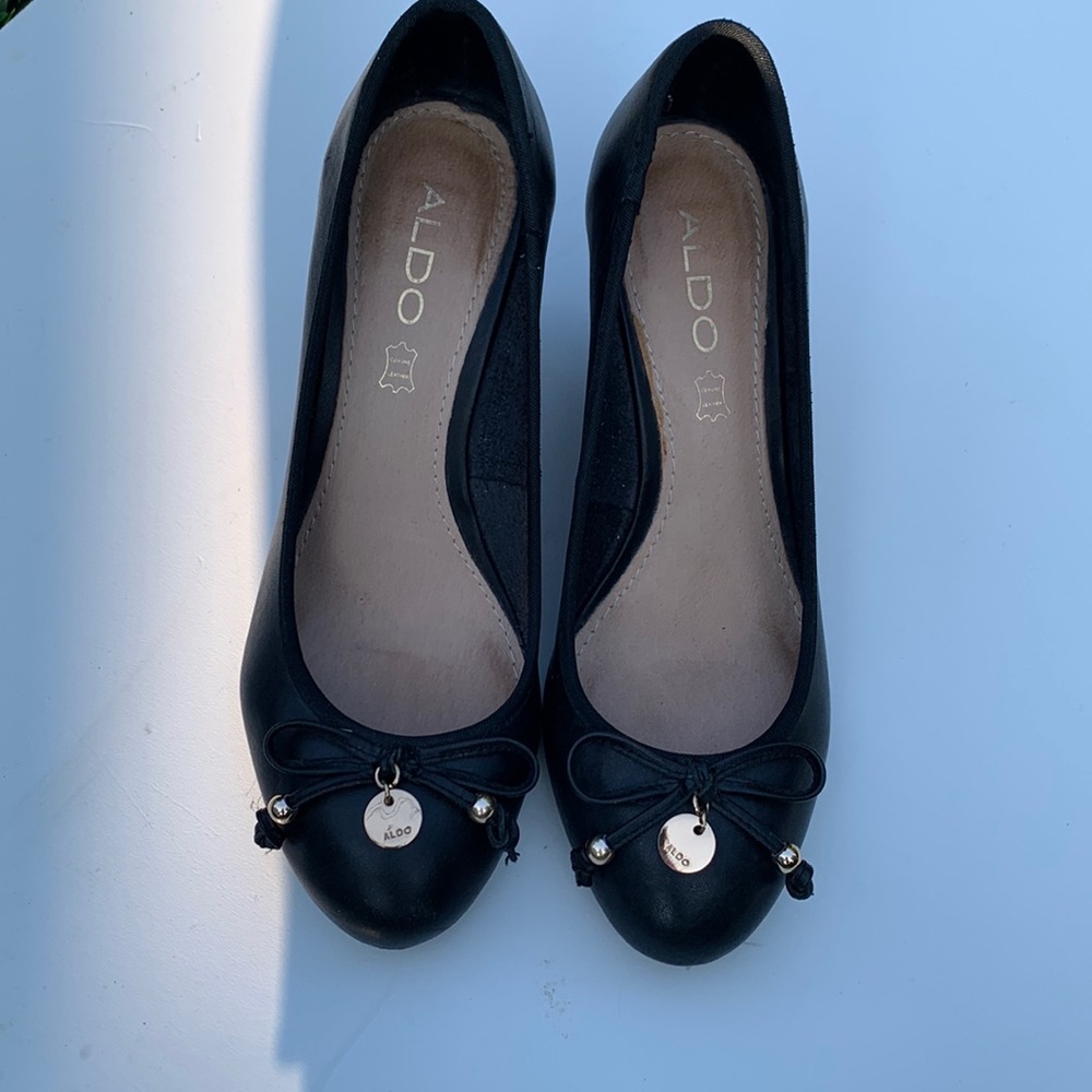 Aldo black ballet style shoe with 3' wedge heel, like new